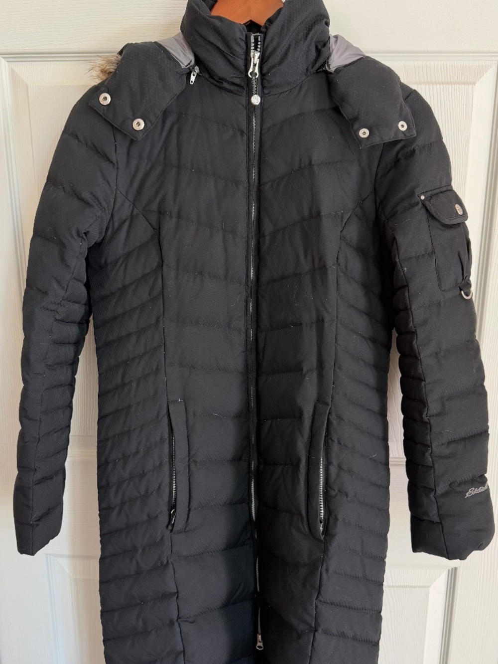 Eddie Bauer Women's Small Long Winter Parka Puffer Coat lining, faux fur hood